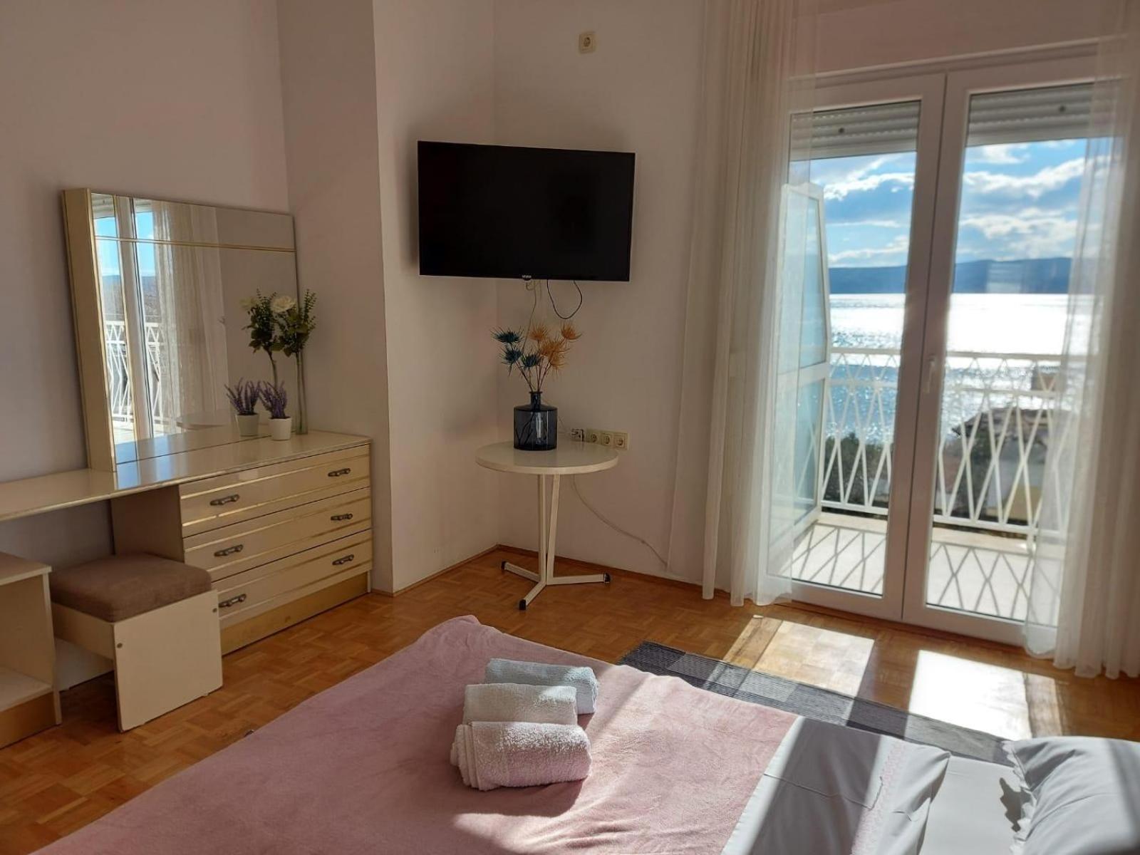 Apartments By The Sea Duce, Omis - 2731 Dugi Rat Pokoj fotografie
